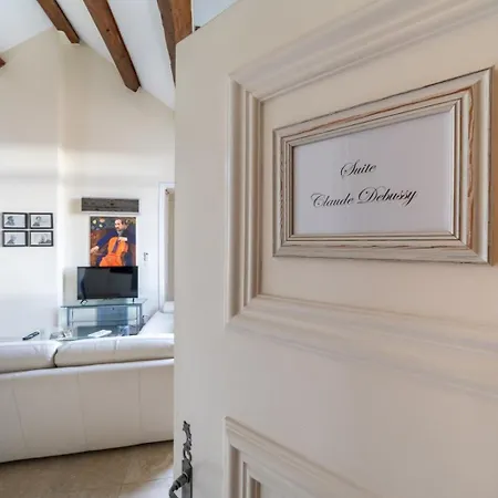 شقة 66c4 Unique 6-person Chateau بيربينيو