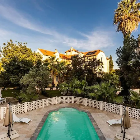 شقة 66c4 Unique 6-person Chateau
