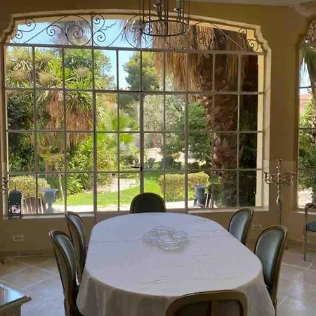 شقة 66c4 Unique 6-person Chateau بيربينيو