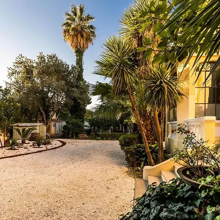 شقة 66c4 Unique 6-person Chateau بيربينيو