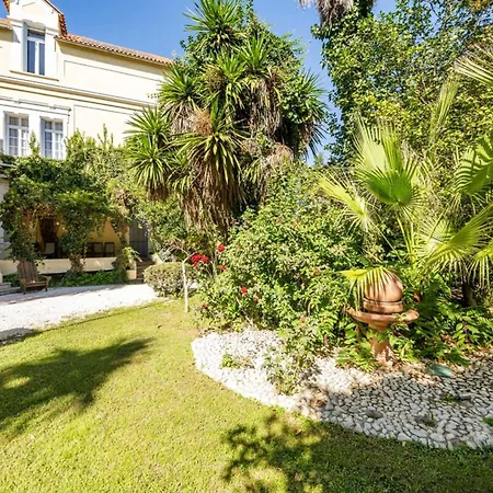 66c4 Unique 6-person Chateau بيربينيو
